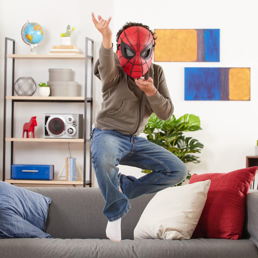 Hasbro E6506 Marvel Spider-Man Far from Home Soundeffekt-Maske mit Spider Blick 